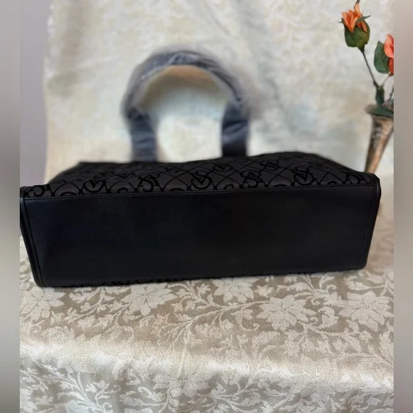 Victoria's Secret Black and Gray Logo Patterned Tote. NWT - Picture 6 of 10